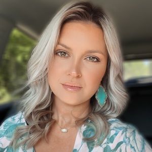 Meet your Posher, Sunny